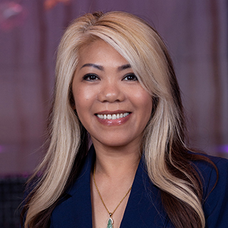 จูดี้ คาสิโน โฮสต์